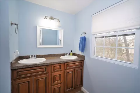 291 Louise St, Woonsocket, RI 02895 photo 22