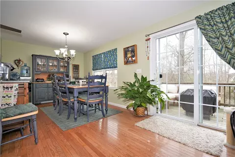 291 Louise St, Woonsocket, RI 02895 photo 11