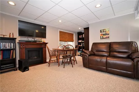 291 Louise St, Woonsocket, RI 02895 photo 42
