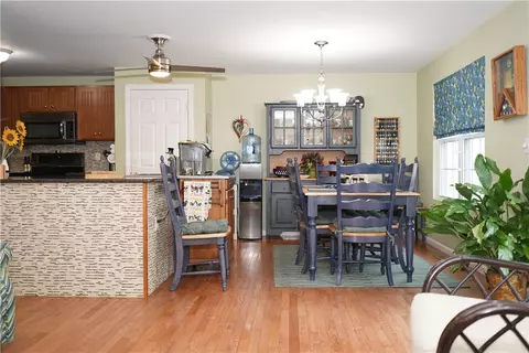 291 Louise St, Woonsocket, RI 02895 photo 13