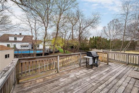 11 Star Ave, Woonsocket, RI 02895 photo 5