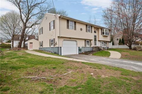 11 Star Ave, Woonsocket, RI 02895 photo 4
