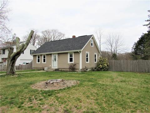61 Spring Grove Ave, Warwick, RI 02889 photo 3