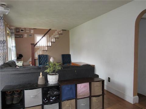 61 Spring Grove Ave, Warwick, RI 02889 photo 5
