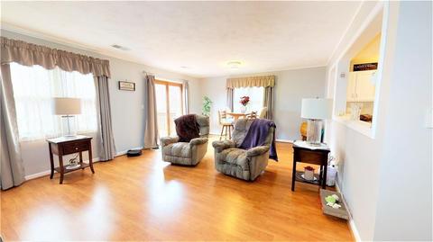 407 Brookhaven Ln, Woonsocket, RI 02895 photo 23