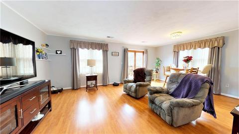 407 Brookhaven Ln, Woonsocket, RI 02895 photo 7