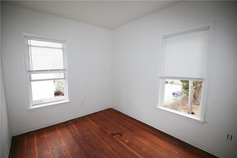 583 Willow St, Woonsocket, RI 02895 photo 12