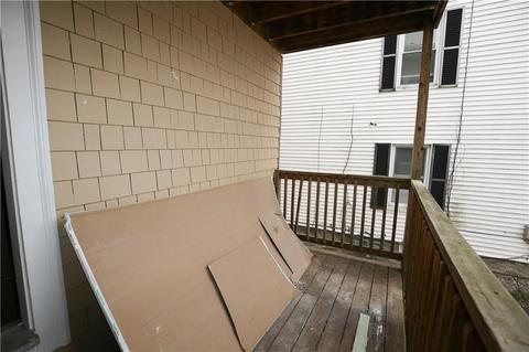 583 Willow St, Woonsocket, RI 02895 photo 4