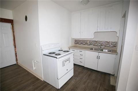583 Willow St, Woonsocket, RI 02895 photo 8