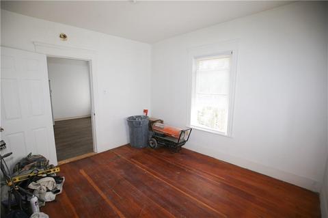 583 Willow St, Woonsocket, RI 02895 photo 10