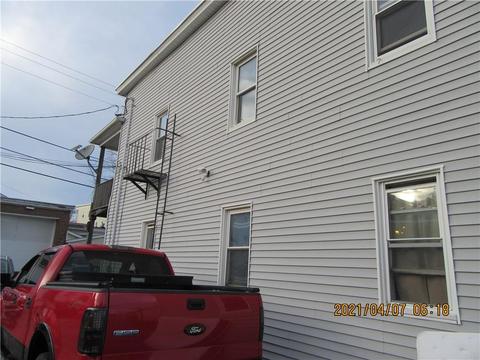 48 Parker St, Woonsocket, RI 02895 photo 5