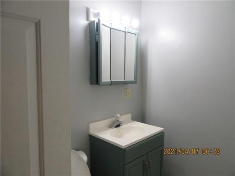48 Parker St, Woonsocket, RI 02895 photo 21