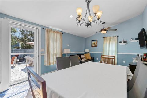 150 Lancaster Ave, Warwick, RI 02886 photo 11
