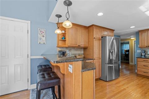 150 Lancaster Ave, Warwick, RI 02886 photo 9