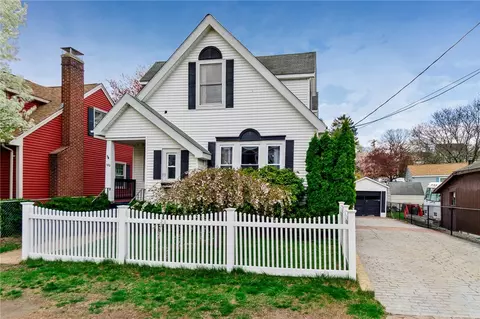 180 Bailey St, Woonsocket, RI 02895 photo 1