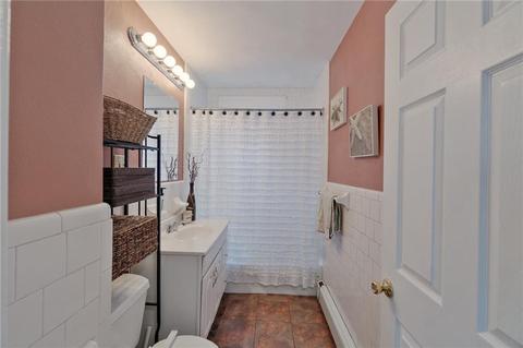 180 Bailey St, Woonsocket, RI 02895 photo 8