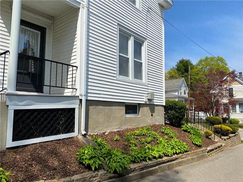 75 Vine St, Woonsocket, RI 02895 photo 24