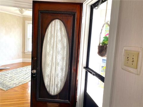 75 Vine St, Woonsocket, RI 02895 photo 5