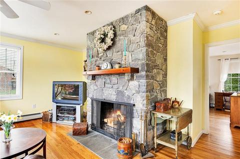 2 River View St, Warren, RI 02885 photo 18