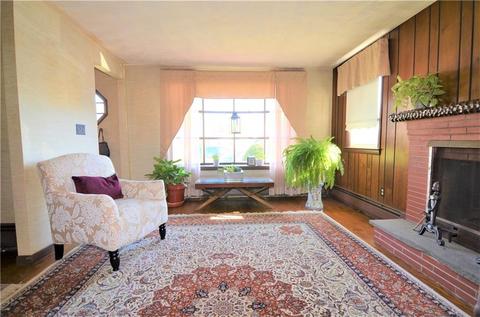 59 Crane St, Warwick, RI 02889 photo 4