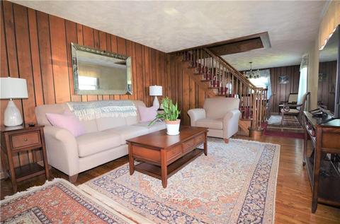 59 Crane St, Warwick, RI 02889 photo 5