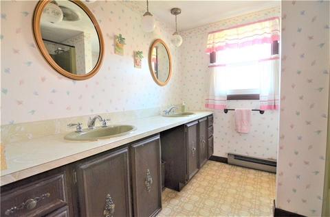 59 Crane St, Warwick, RI 02889 photo 24