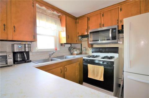 59 Crane St, Warwick, RI 02889 photo 13