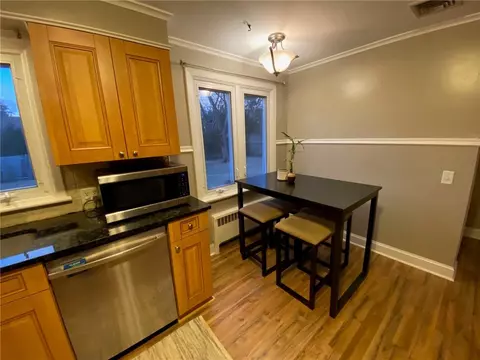 23 Pocono Dr, Warwick, RI 02888 photo 5