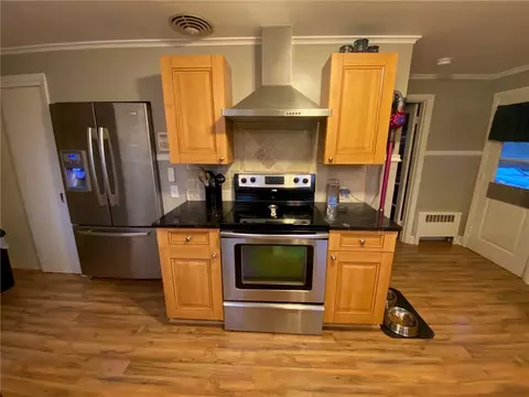 23 Pocono Dr, Warwick, RI 02888 photo 6