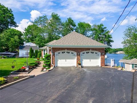 655 Camp Dixie Rd, Burrillville, RI 02859 photo 2