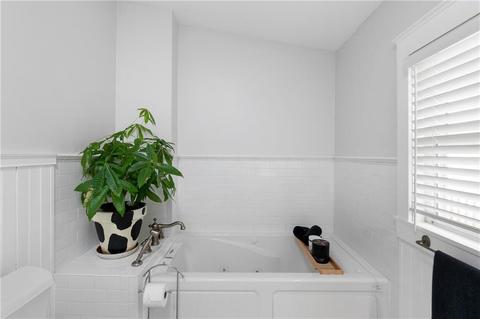 56 Lippitt Ave, Warwick, RI 02889 photo 14