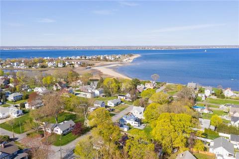 56 Lippitt Ave, Warwick, RI 02889 photo 2