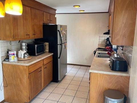 19 Grant Dr, Coventry, RI 02816 photo 4