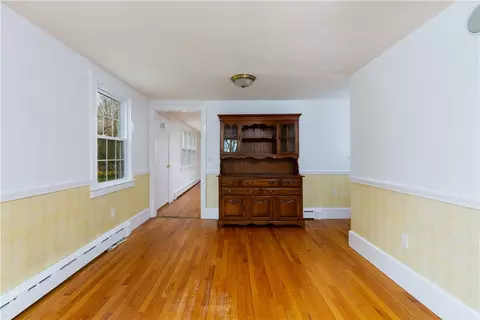 104 Willow Ave, Little Compton, RI 02837 photo 6
