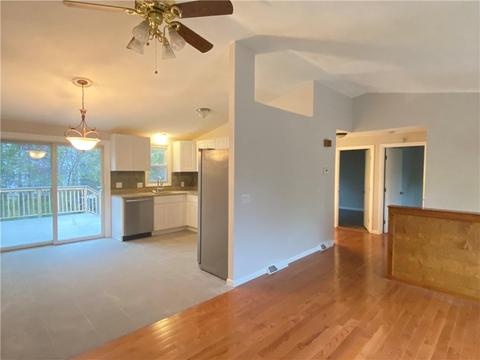 9 Sefton Ave, Warwick, RI 02889 photo 5