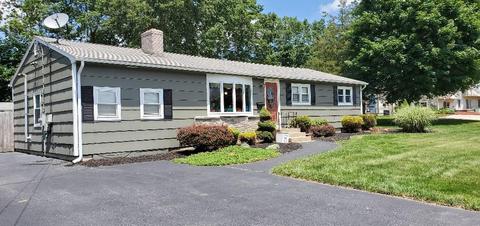 76 Maple St, Coventry, RI 02816 photo 1