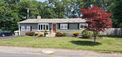 76 Maple St, Coventry, RI 02816 photo 2