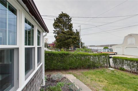 43 Everett Ave, Bristol, RI 02809 photo 3