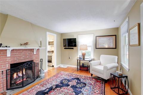43 Everett Ave, Bristol, RI 02809 photo 11