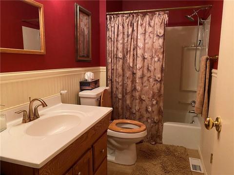 443 Walnut Hill Rd, Woonsocket, RI 02895 photo 8