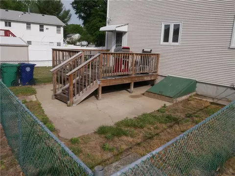 560 Sandy Ln, Warwick, RI 02889 photo 32
