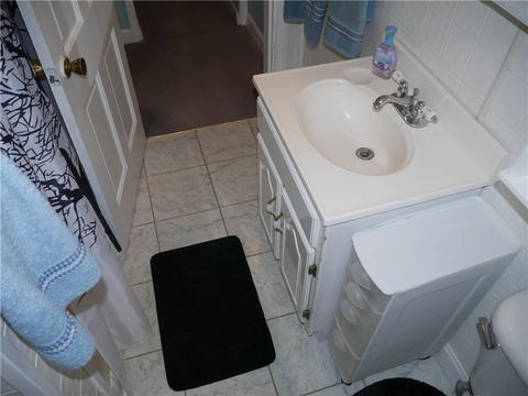 560 Sandy Ln, Warwick, RI 02889 photo 25