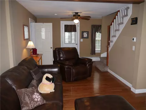 560 Sandy Ln, Warwick, RI 02889 photo 11
