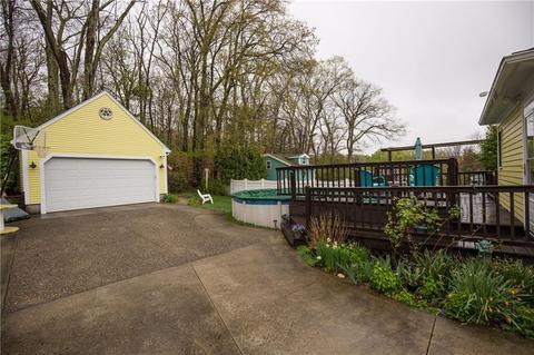 31 Cooper Hill Rd, Mapleville, RI 02839 photo 4