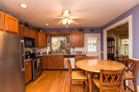 31 Cooper Hill Rd, Mapleville, RI 02839 photo 12