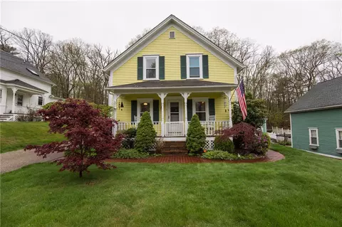 31 Cooper Hill Rd, Mapleville, RI 02839 photo 3