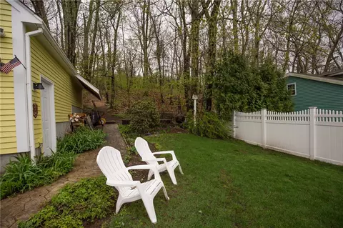 31 Cooper Hill Rd, Mapleville, RI 02839 photo 6