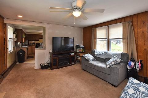 53 Crane St, Warwick, RI 02889 photo 2