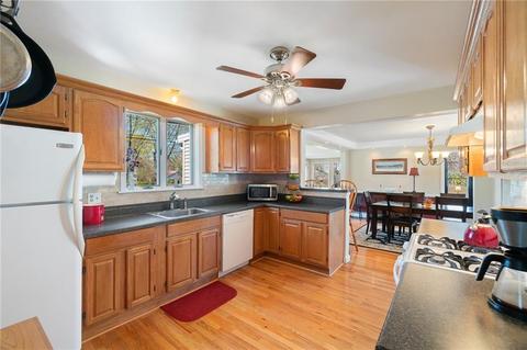 82 Ocean Ave, Warwick, RI 02889 photo 15