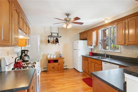 82 Ocean Ave, Warwick, RI 02889 photo 16